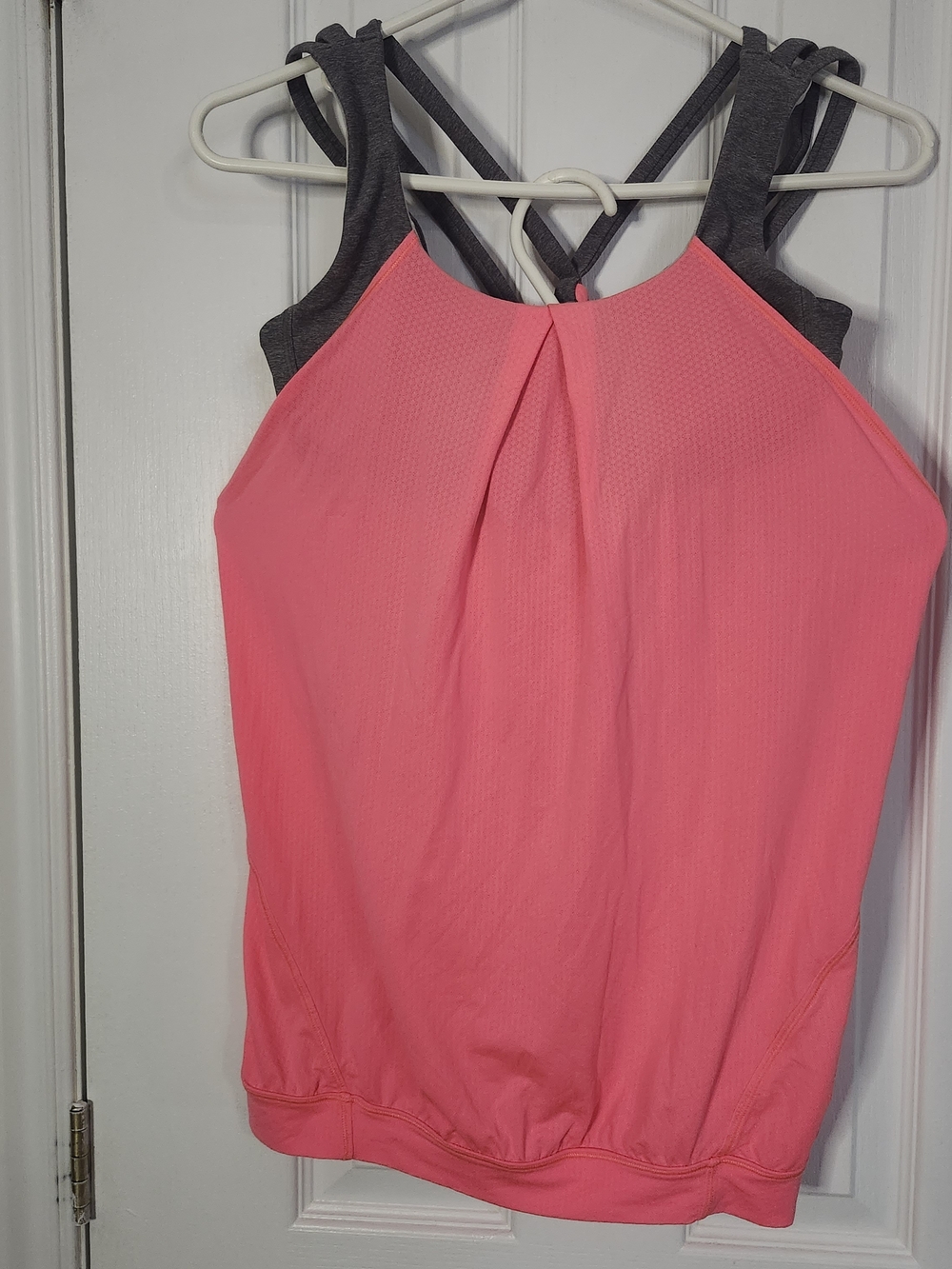 lululemon athletica Nouveau Limits Tank - Flash Light Pink Sz 6 - Picture 2 of 5